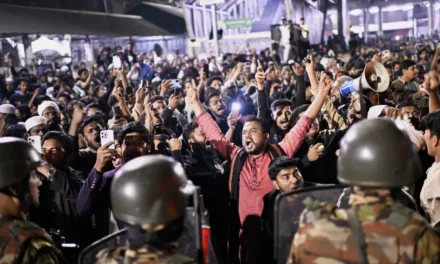 Un corpo, una piazza, una frontiera: perché il Bangladesh brucia dopo la morte di Sharif Osman Hadi