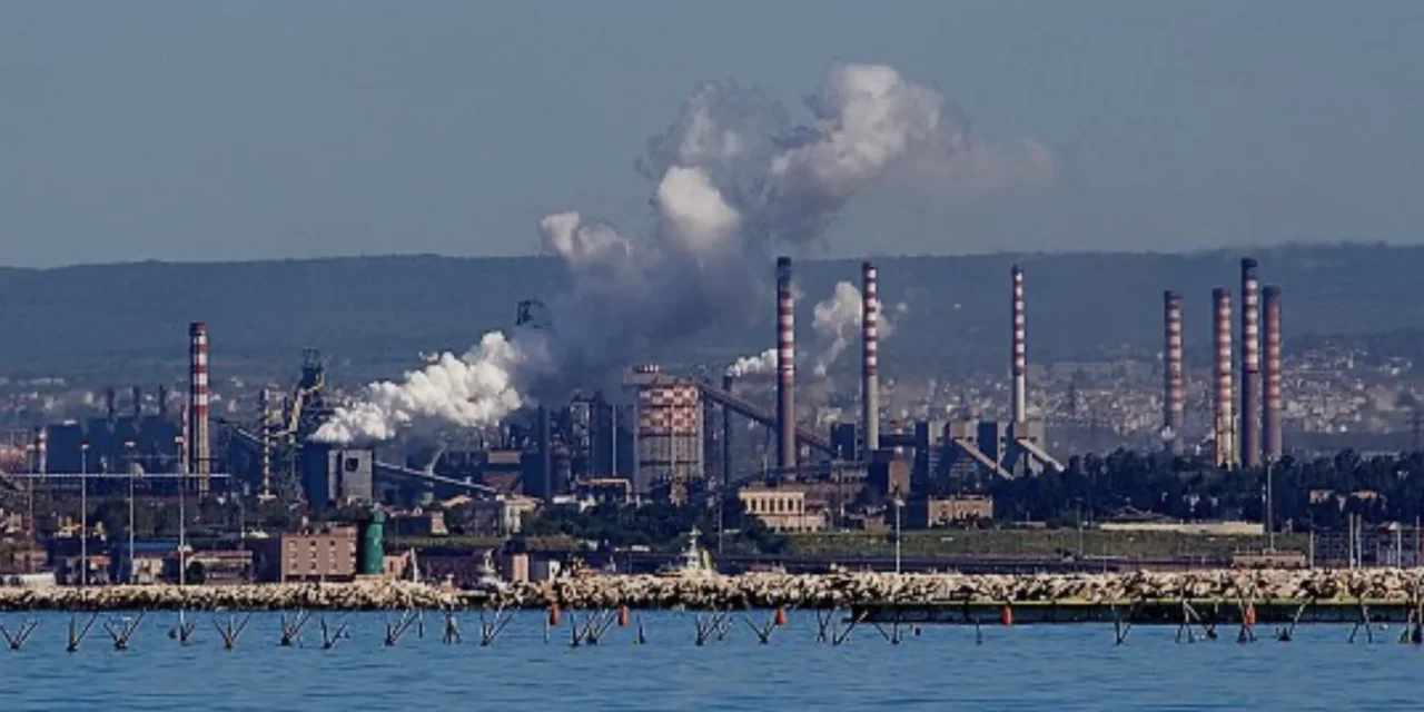Taranto, l’acciaio sacrificato