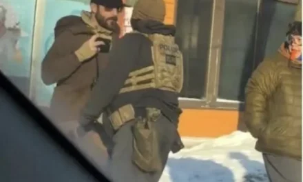 Gli affari sporchi dietro l’ICE. Ucciso un infermiere di 37 anni