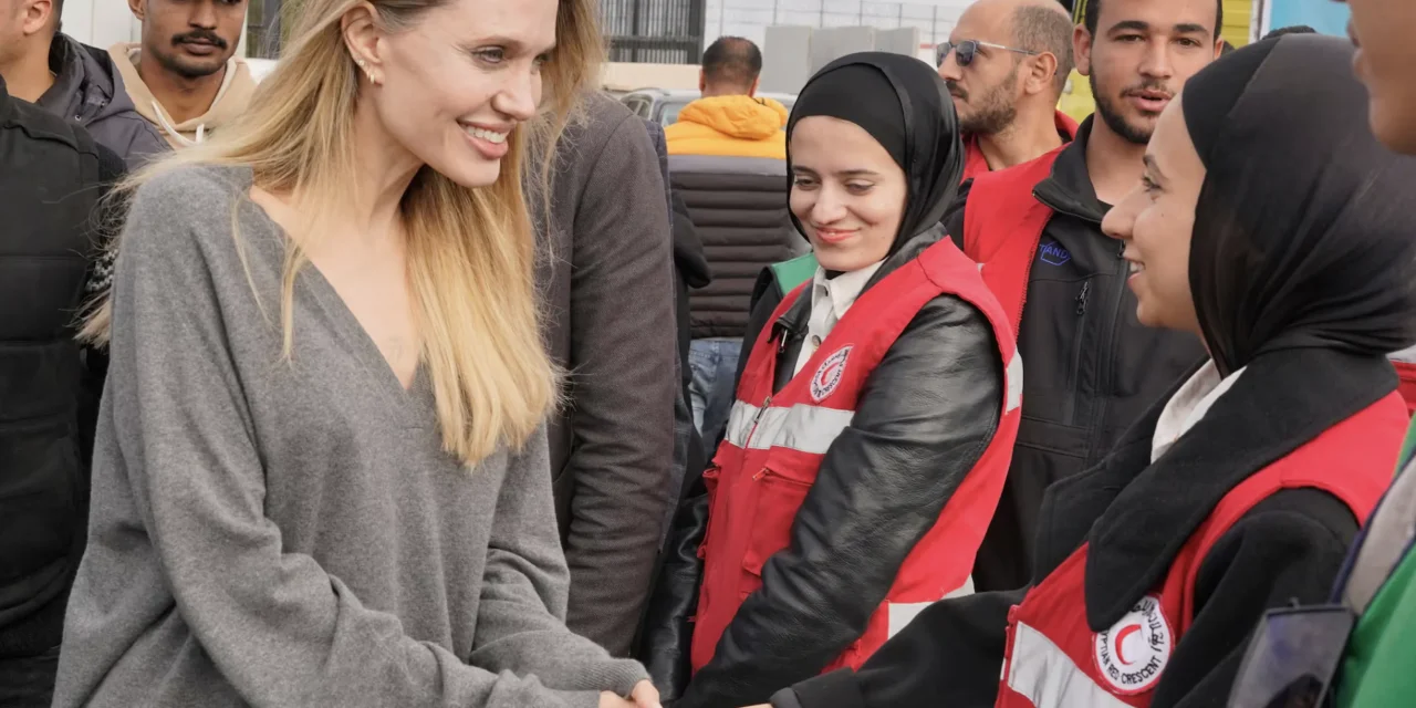 Angelina Jolie a Rafah: quando la celebrità sceglie il confine