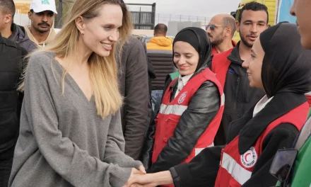 Angelina Jolie a Rafah: quando la celebrità sceglie il confine