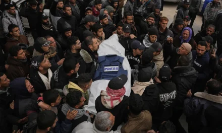 Gaza, il freddo e la distanza dal potere: quando la pace resta un annuncio