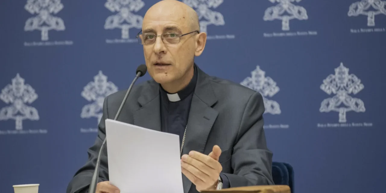 Non domandare alla luce, ma al fuoco