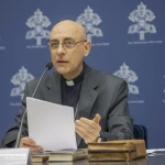 Non domandare alla luce, ma al fuoco