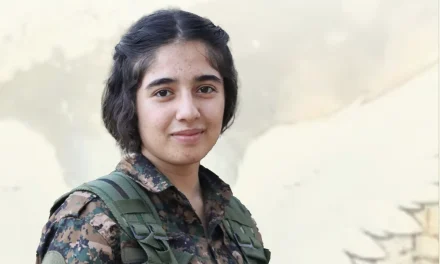 Uccisa ed oltraggiata ad Aleppo una giovane donna che difendeva la sua terra