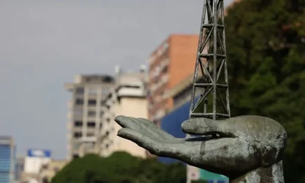 Il petrolio come protettorato