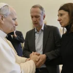 Il Papa commosso all’incontro con le famiglie di Crans-Montana