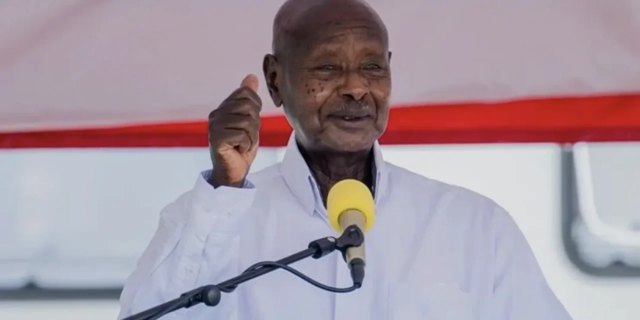 Uganda, Museveni si conferma al potere: settimo mandato tra accuse di intimidazioni e repressione