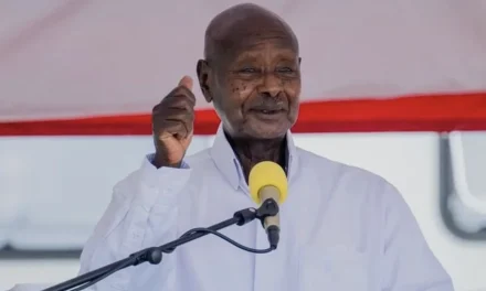 Uganda, Museveni si conferma al potere: settimo mandato tra accuse di intimidazioni e repressione