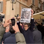 La democrazia in corridoio: Montecitorio e il corto circuito della parola