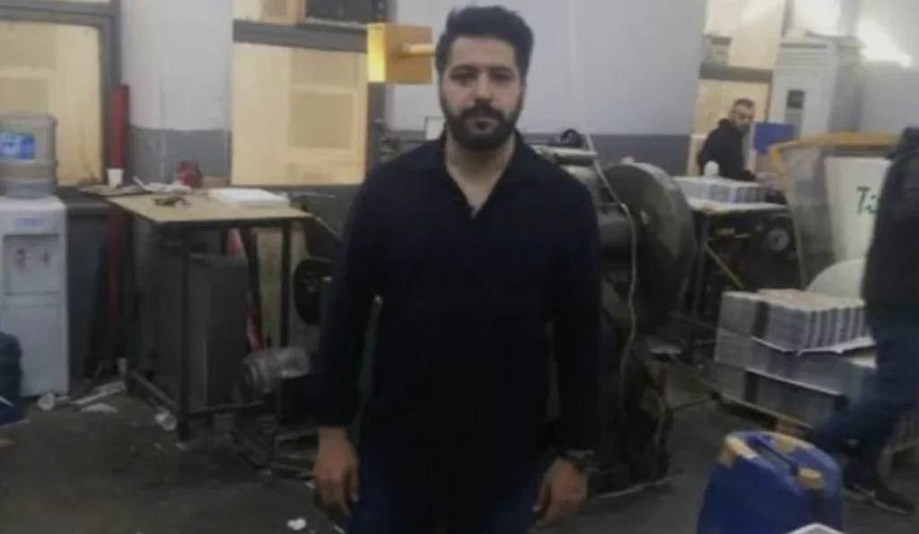 Turchia, fermato a Istanbul il giornalista francese Raphaël Boukandoura durante una protesta pro-curda 1 raphael boukandoura