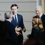 Volenterosi a Parigi per il conflitto in Ucraina