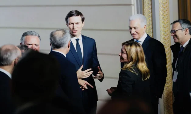 Volenterosi a Parigi per il conflitto in Ucraina