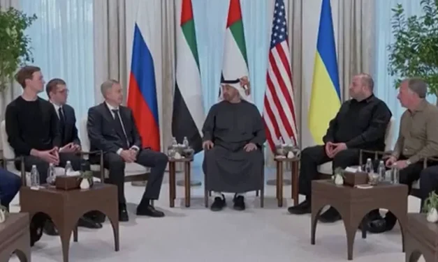 Colloqui sotto le bombe: Ucraina e Russia tornano a parlarsi, ma la guerra continua