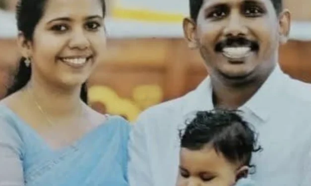 Il funerale di Stato in Kerala per una neonata