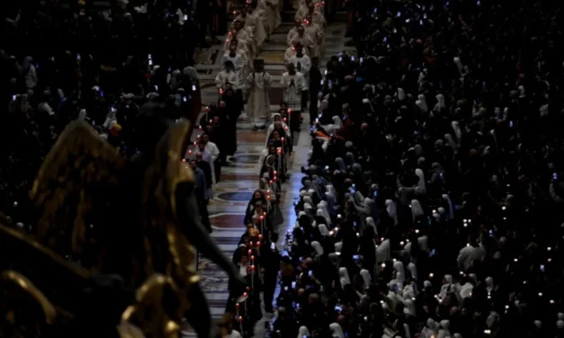 La luce che non invade: la profezia silenziosa della vita consacrata