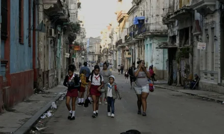 Cuba nel mirino: tra blocco, crisi energetica e “pensiero unico”