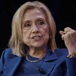 Caso Epstein: il circo dei Clinton e il buco nero di Trump