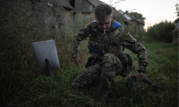 Musk “stacca” Starlink ai russi: la guerra entra nella fase della sovranità digitale