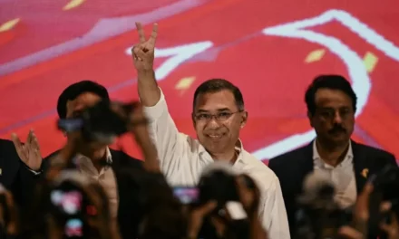 Dhaka, il ritorno dell’esule e la tentazione della “maggioranza totale”