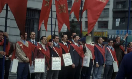 Tradizione, patria, famiglia: quando lo slogan diventa recinto