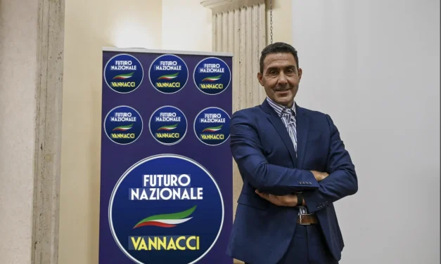 Futuro Nazionale, il partito senza bandiera: stop al nome e il primo strappo in Parlamento