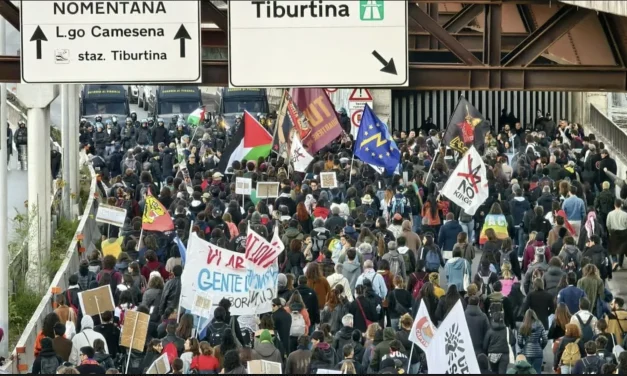 Il sabato dei re. Mega manifestazione dei No Kings su scala globale