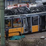Disastro tranviario a Milano. Due morti e decine di feriti