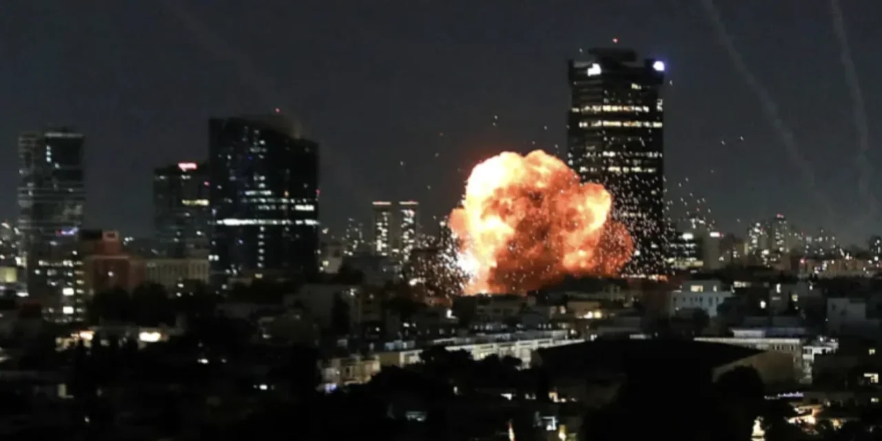 Trump: “Facciamo grande l’Iran” (…ma prima distruggiamolo)