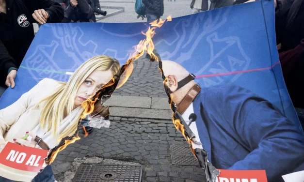 Le urne, non il rogo