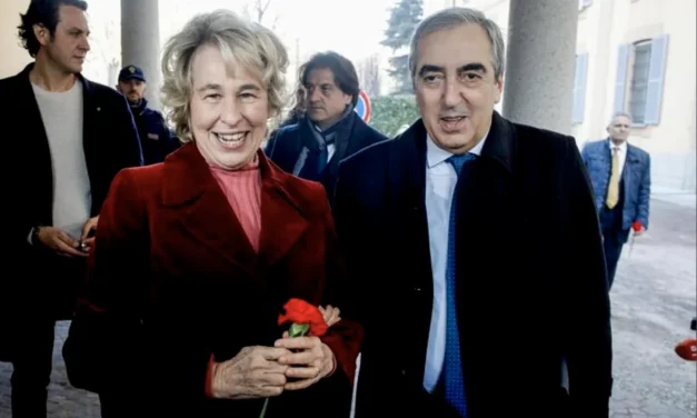 Il conto presentato a Gasparri, o di come si governa un partito di famiglia