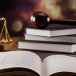 L’asse discendente del mondo e la dignitas publica