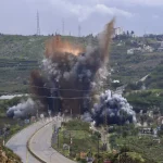 Libano, Israele demolisce i ponti sul Litani: «È la premessa all’invasione»