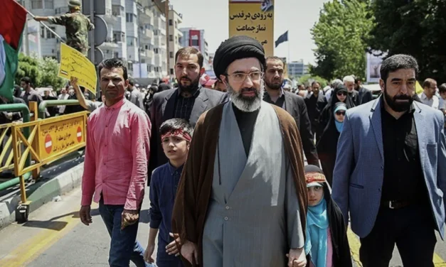 Il figlio del padre: Mojtaba Khamenei e il futuro dell’Iran