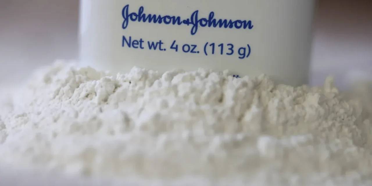 Talco, amianto e tumori: in Scozia si apre un nuovo fronte giudiziario contro Johnson & Johnson