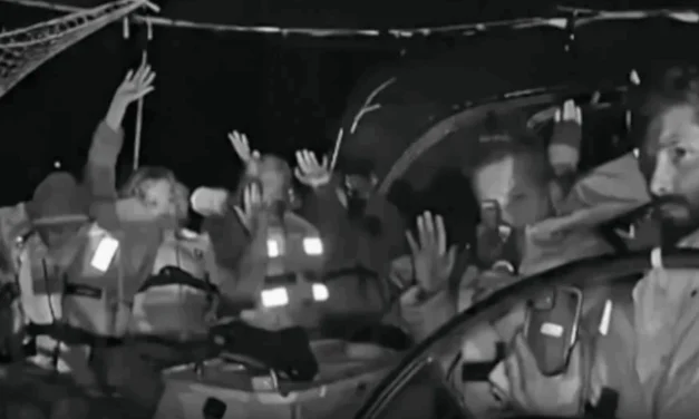 Flotilla intercettata da Israele in acque internazionali: 22 italiani fermati, Roma chiede il rilascio immediato