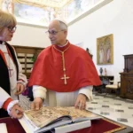 In Illo Uno Unum. Il Papa incontra al prima donna primate della Chiesa anglicana