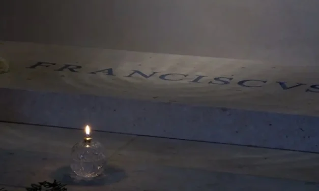 La porta spalancata di Papa Francesco