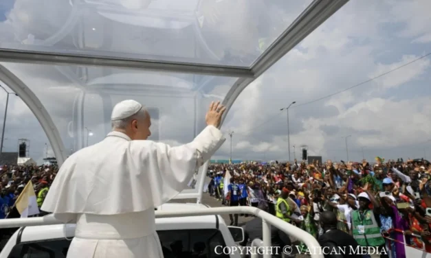 Leone XIV in Africa: il Papa che dice no al potere digitale, alla corruzione e alla simulazione del reale