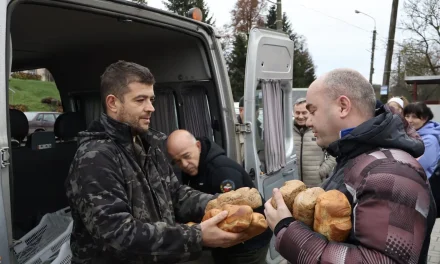 Il panettiere della pace: Loïc Nervi porta pane caldo nelle zone di guerra