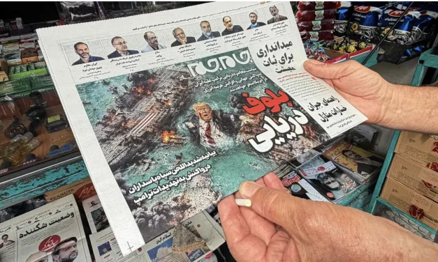 LO STRETTO CHE STRINGE IL MONDO