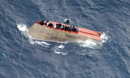 Oltre 70 dispersi nel naufragio di migranti al largo della Libia