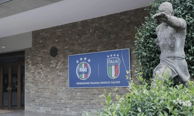 Il calcio italiano riparte da zero: via Gravina, Buffon e Gattuso