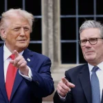 Il nemico di carta e lo specchio rotto