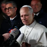 La parola del Papa e il tweet del presidente