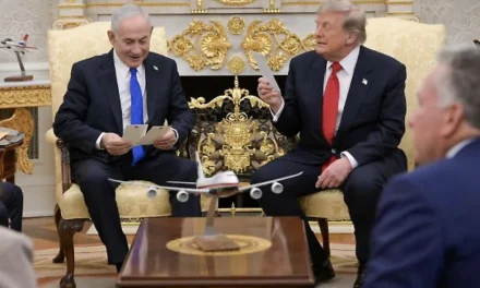 Due guerre, un solo tavolo: il nuovo equilibrio di Trump