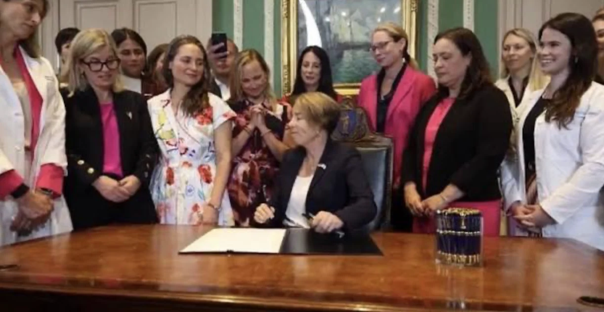 Massachusetts, aborto senza limite gestazionale: quando il nascituro scompare dal diritto