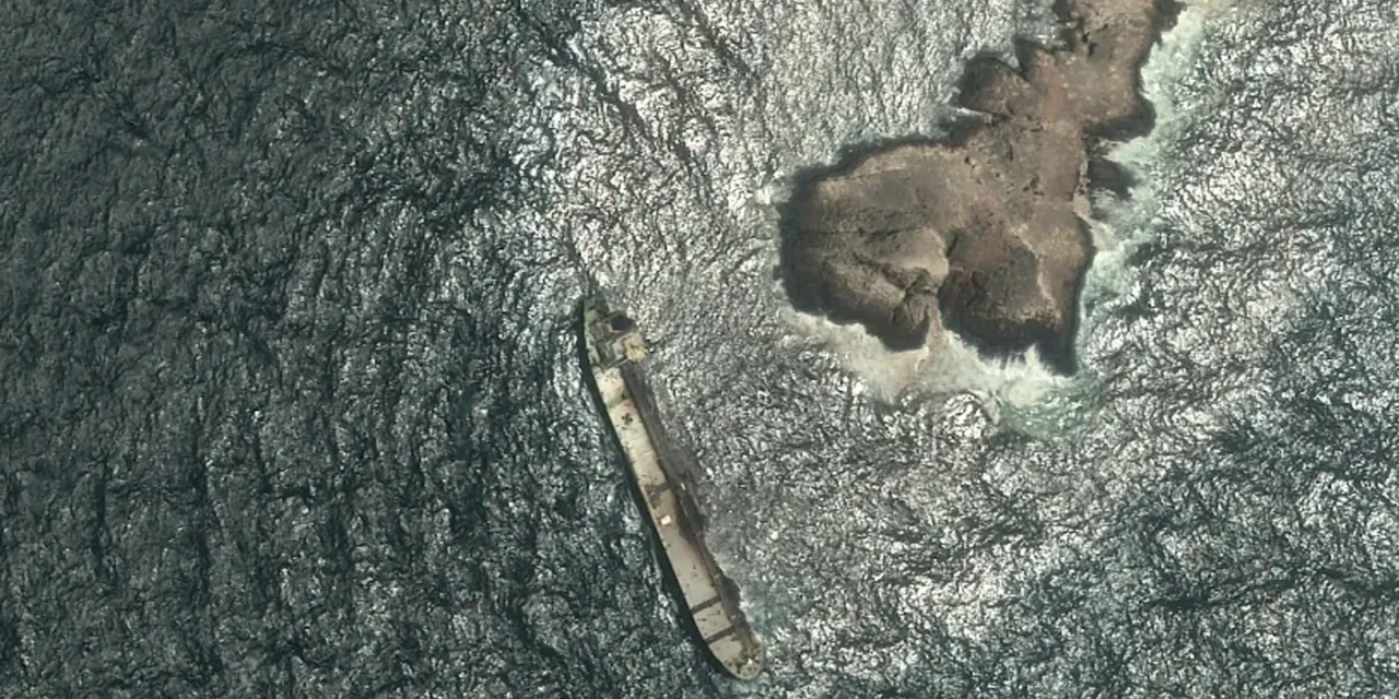Disastro petrolifero in Oman: la flotta fantasma russa, le guerre e le centinaia di milioni di tonnellate di CO₂ dalle terre di Ucraina e Iran