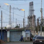 Venezuela, il petrolio dopo Maduro: l’America che esporta democrazia e importa barili