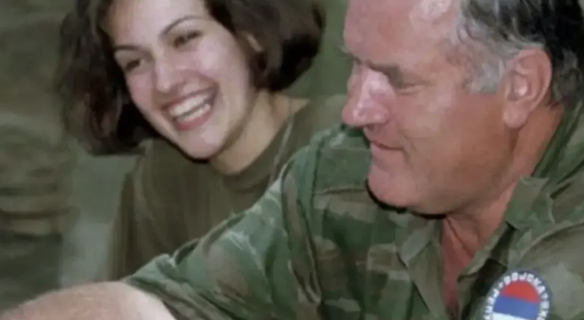 Ratko Mladić, la figlia Ana e gli onori di Stato: il padre che pianse una figlia e tolse i figli agli altri